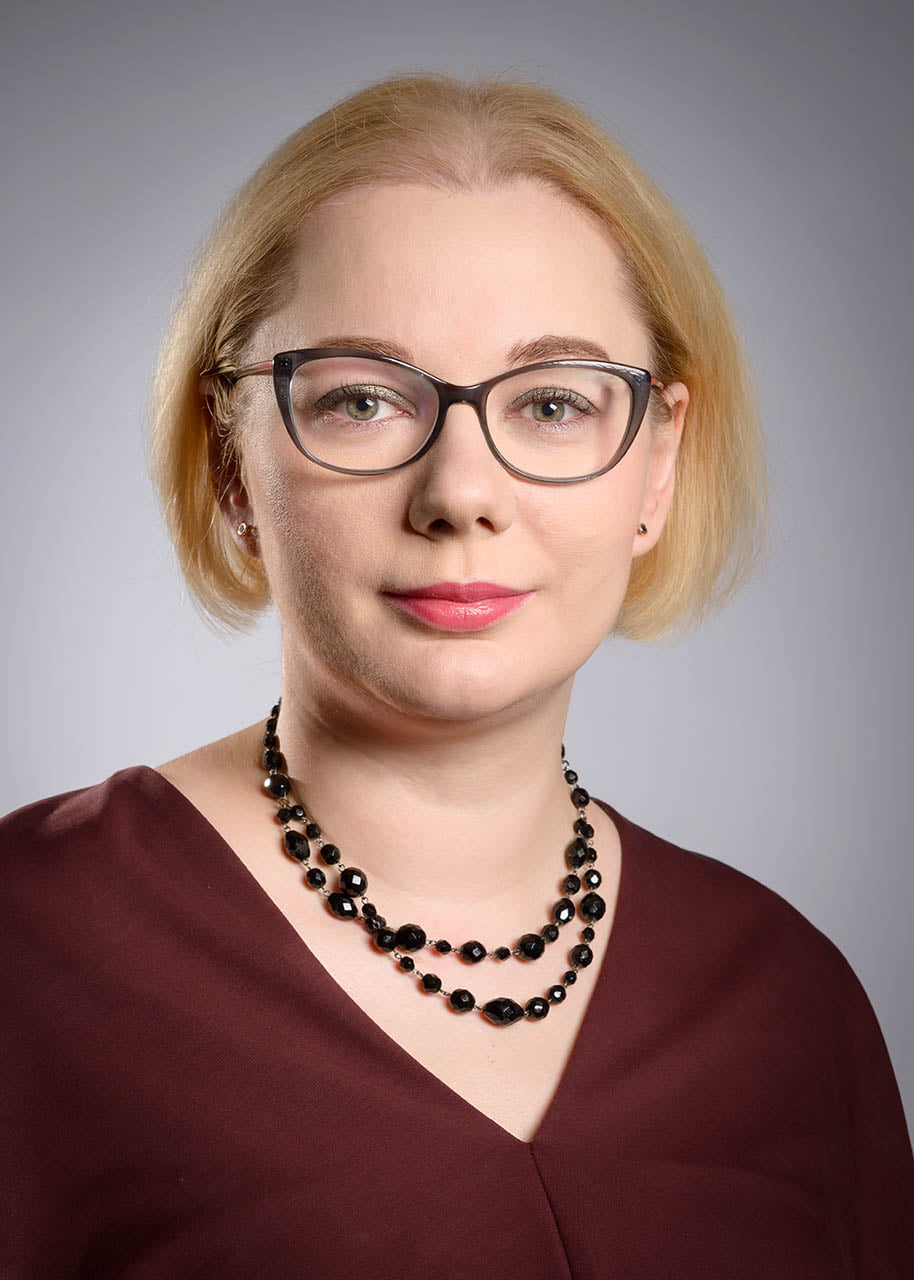 Godlewska-Szyrkowa Justyna dr